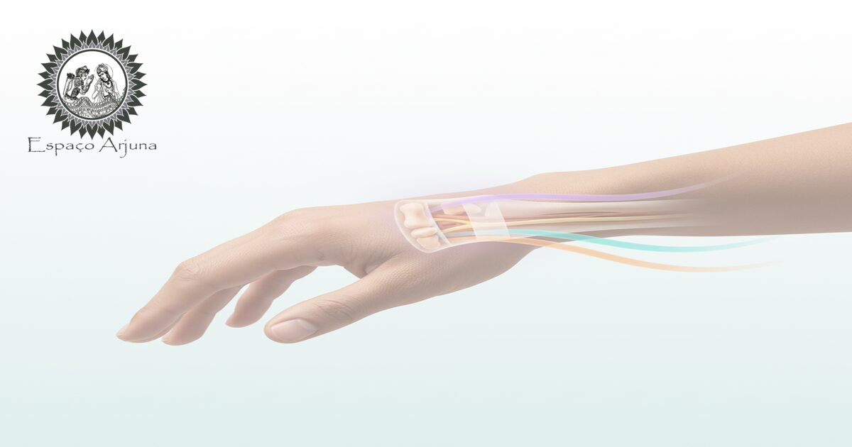 Ilustração anatômica do túnel do carpo com destaque no nervo mediano e áreas de compressão